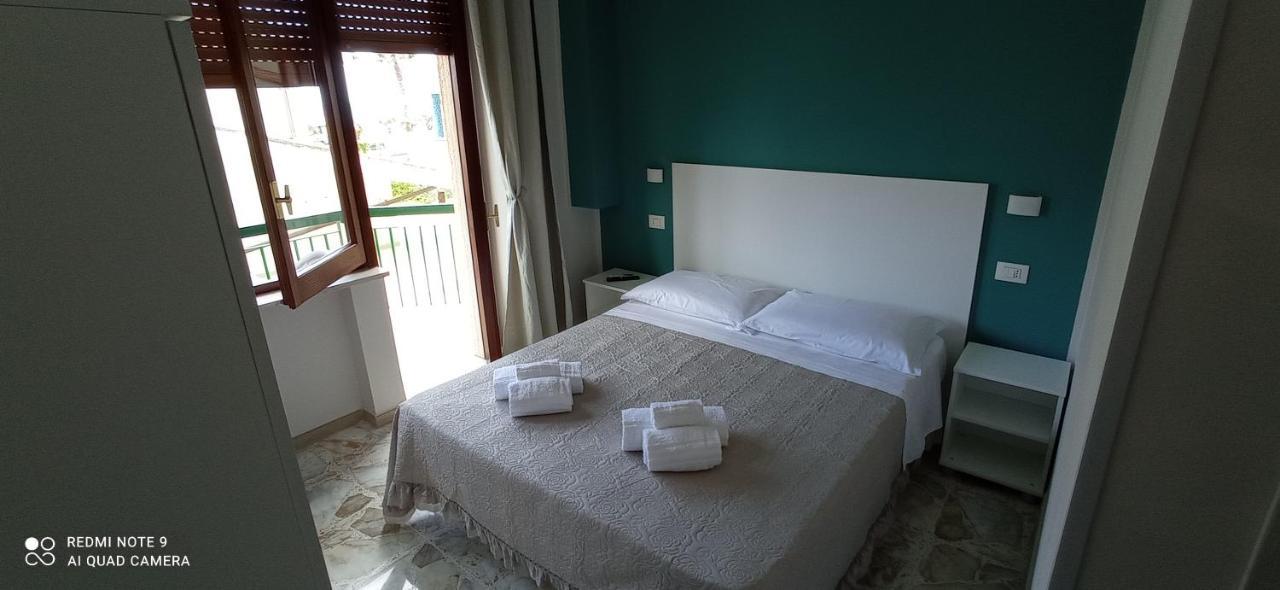 Ad Un Passo Dal Mare Bed & Breakfast Praia a Mare Exterior photo