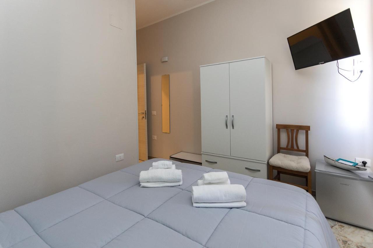 Ad Un Passo Dal Mare Bed & Breakfast Praia a Mare Exterior photo