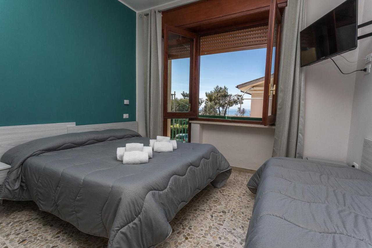 Ad Un Passo Dal Mare Bed & Breakfast Praia a Mare Exterior photo