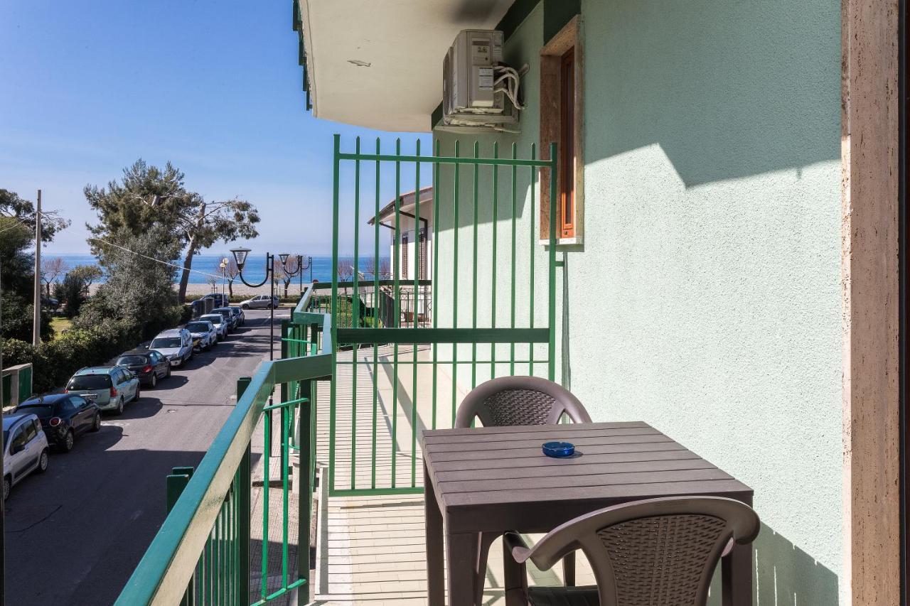 Ad Un Passo Dal Mare Bed & Breakfast Praia a Mare Exterior photo