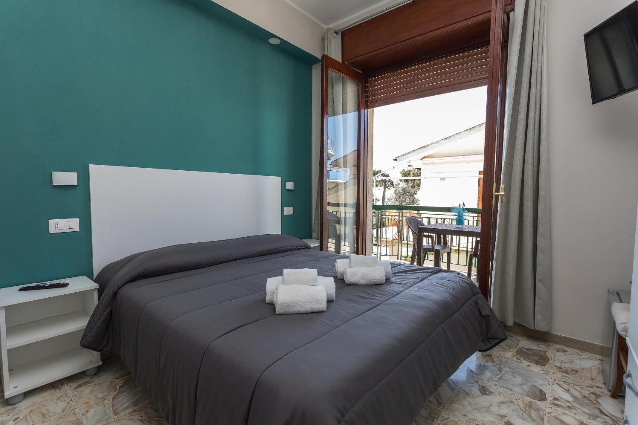 Ad Un Passo Dal Mare Bed & Breakfast Praia a Mare Exterior photo