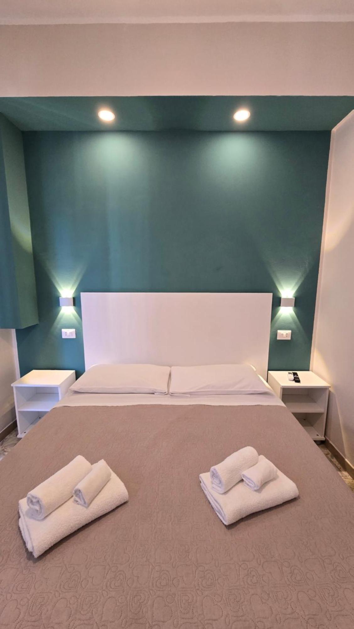 Ad Un Passo Dal Mare Bed & Breakfast Praia a Mare Exterior photo